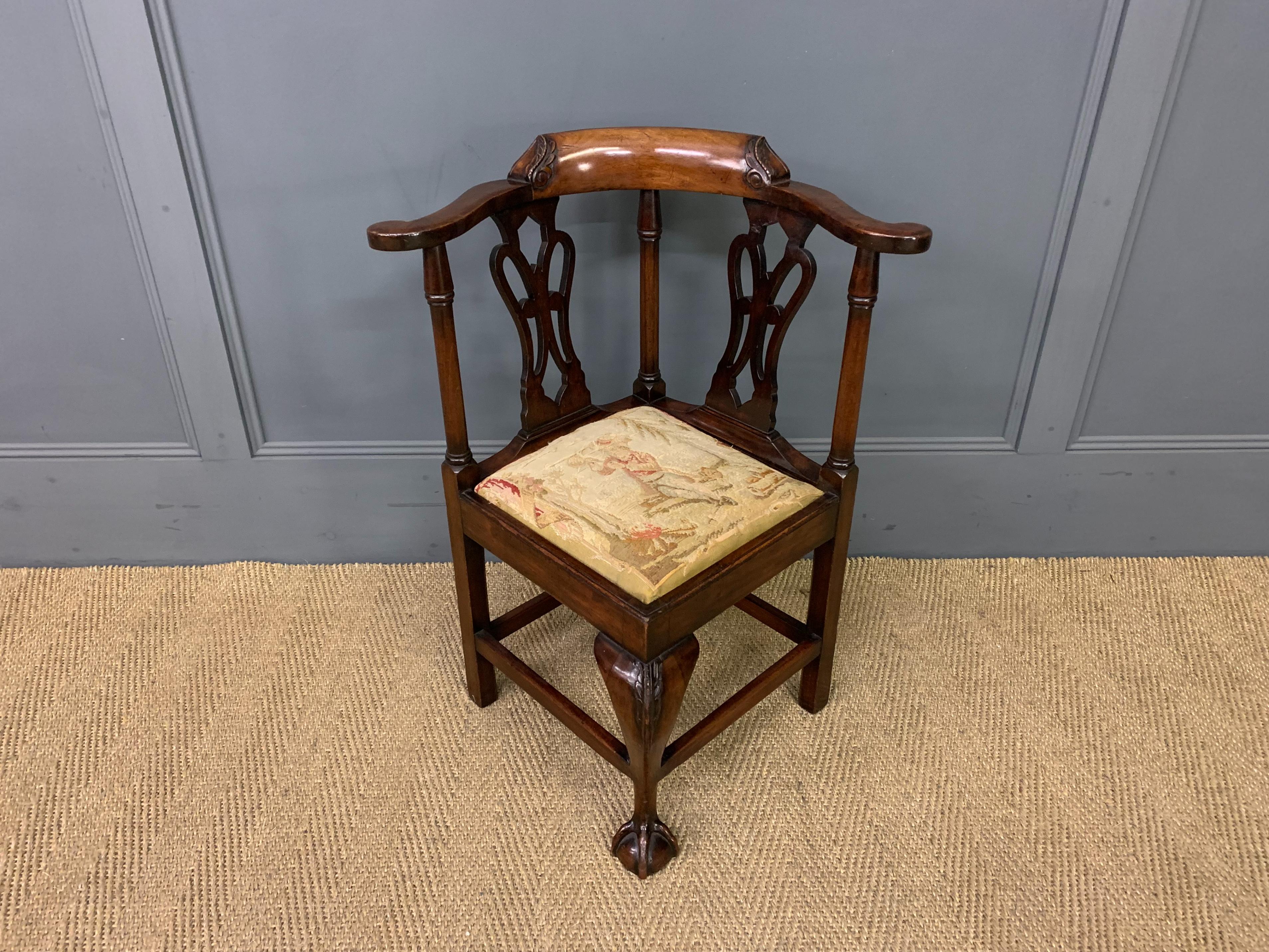 Georgian Walnut Childrens Chair