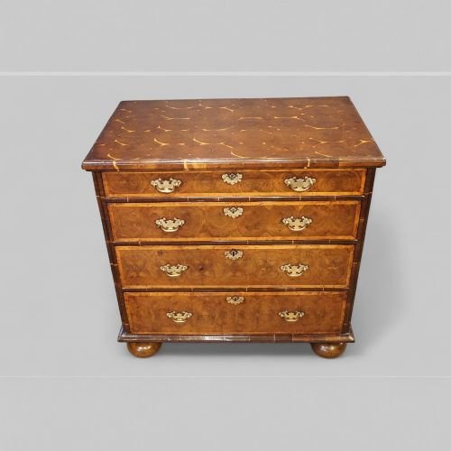 William and Mary Oyster laburnum chest