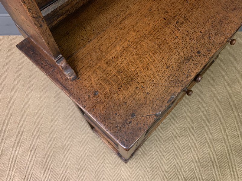 Ipswich Oak Dresser