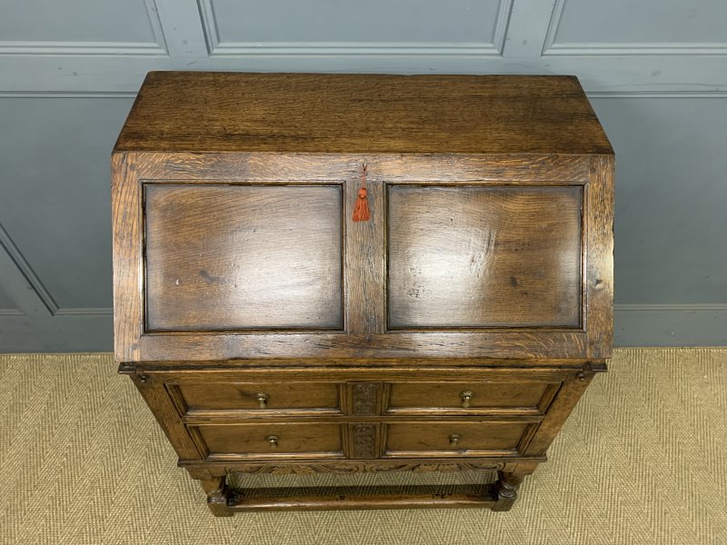 Oak Bureau