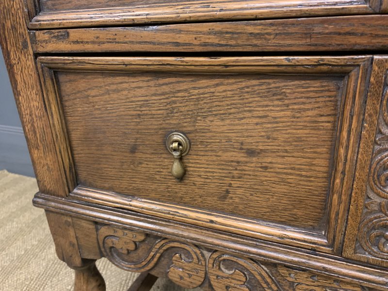 Oak Bureau