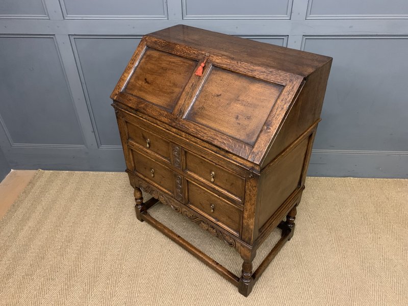 Oak Bureau