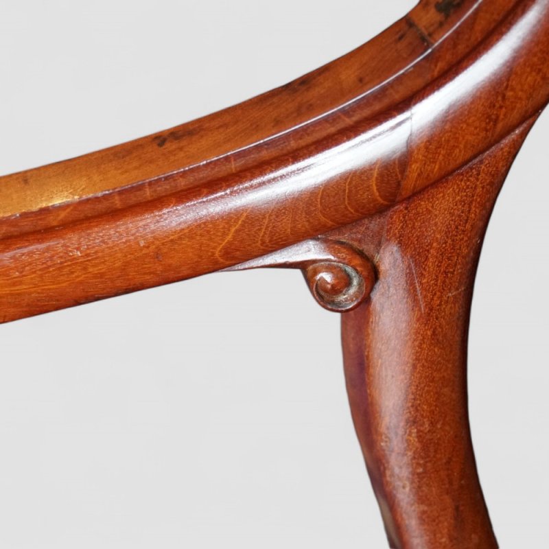 Set of 8 Victorian mahogany dining chairs