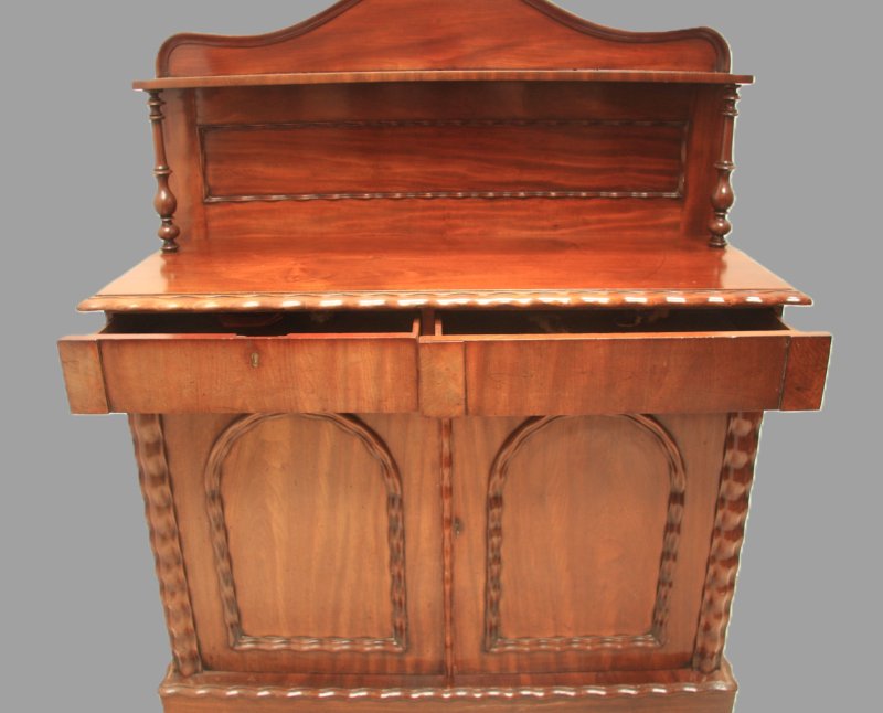 Victorian Mahogany Chiffonier Sideboard