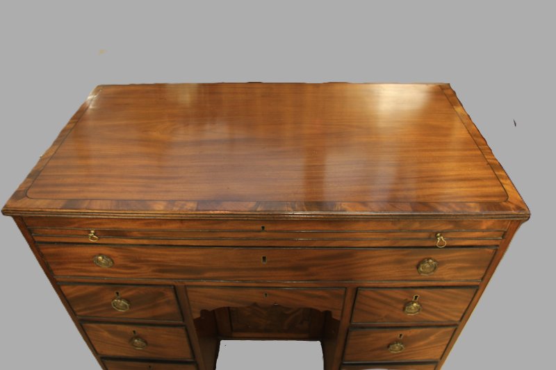 Regency Mahogany Kneehole Desk