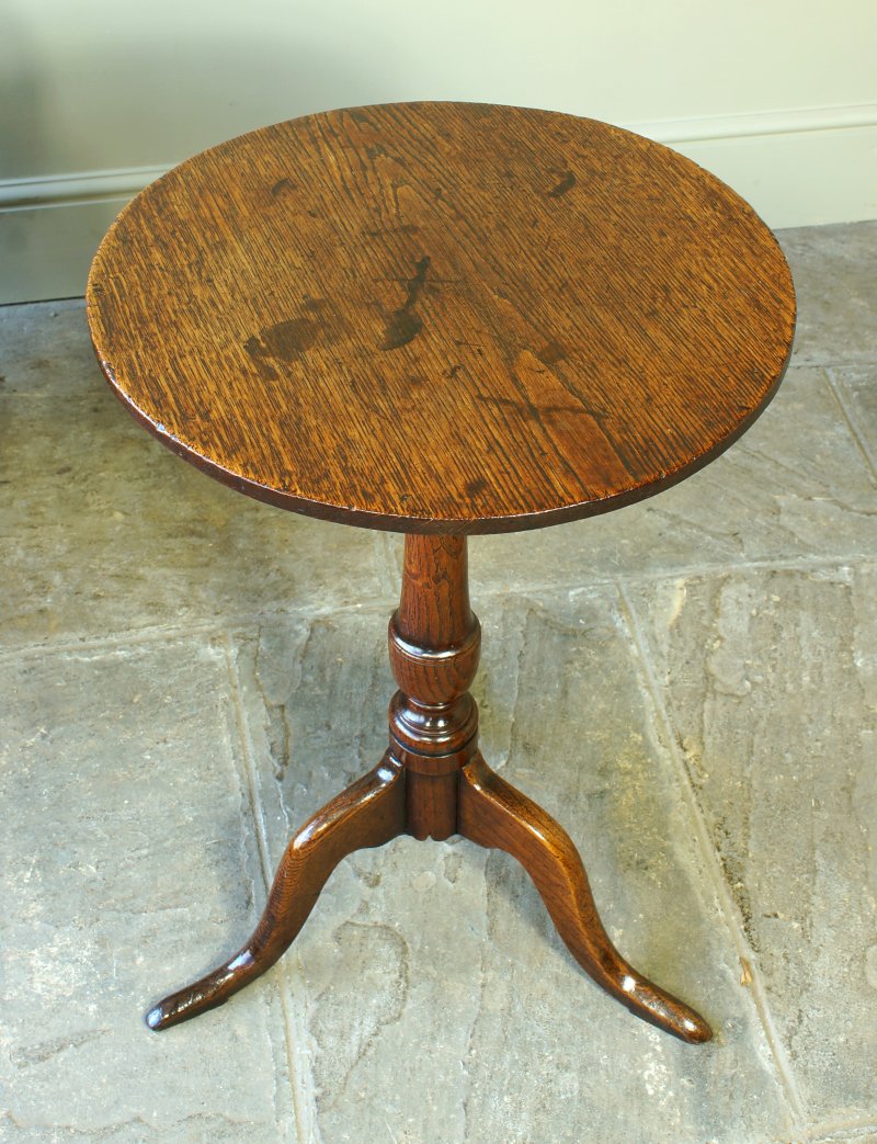 Small 18th Century Oak Tripod/ Wine / Lamp Table.
