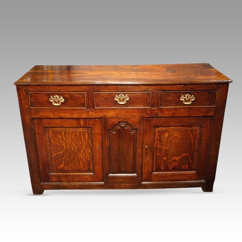 18thc. oak cupboard dresser