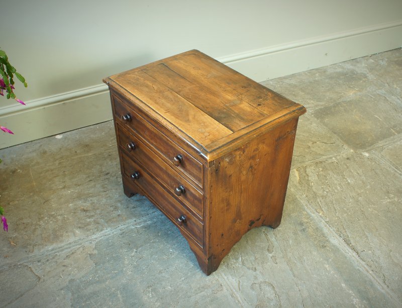 Georgian Plumwood Close Stool