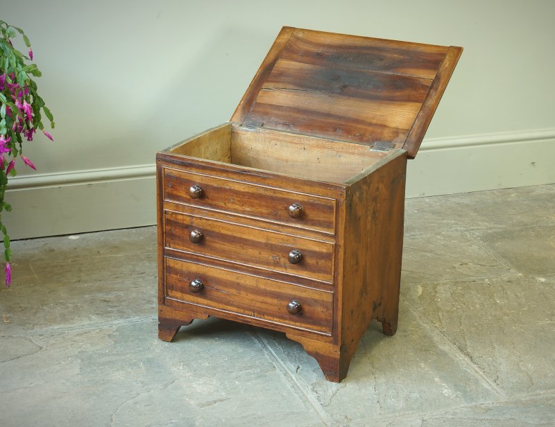 Georgian Plumwood Close Stool