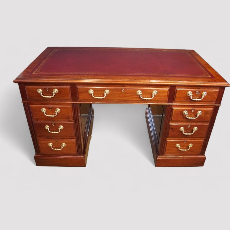 Edwardian mahogany panelled pedestal desk