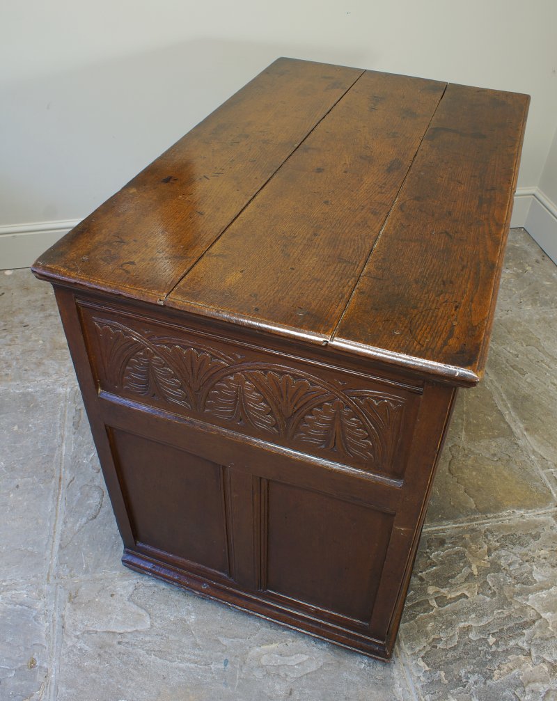 17th Century Moulded Oak Chest Of Drawers.