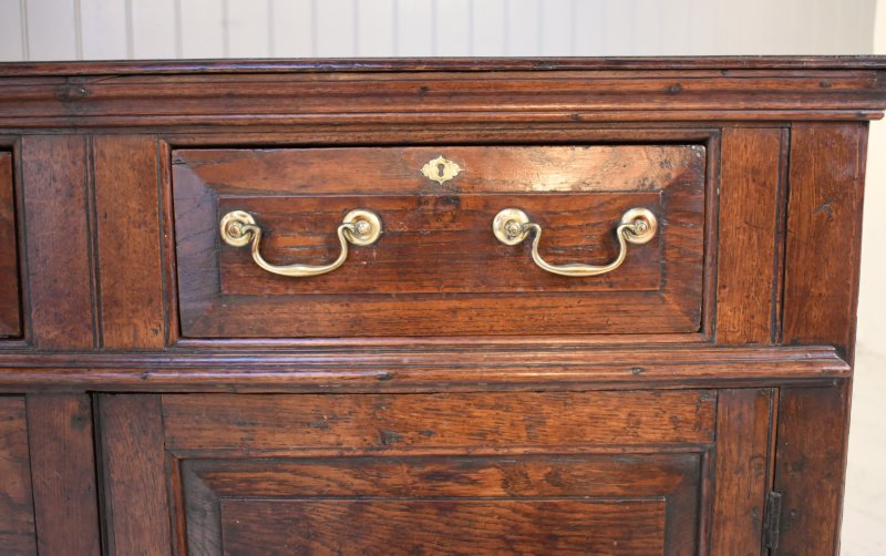 Dresser Base Oak