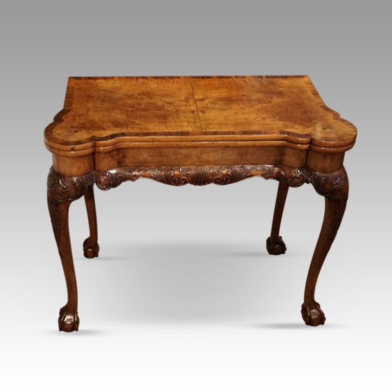 George I style walnut tea table