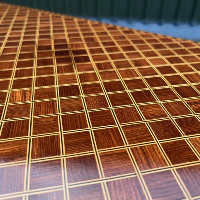 An Exhibition Quality Collingson & Lock Rosewood, Coromandel And Kingwood Inlaid Table