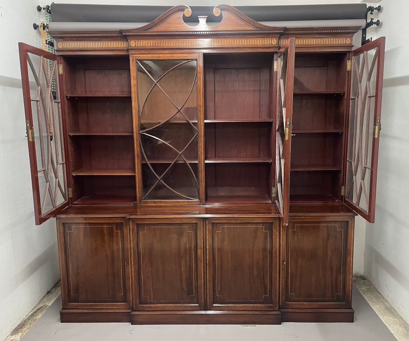 19th century Inlaid Mahogany Breakfront Bookcase
