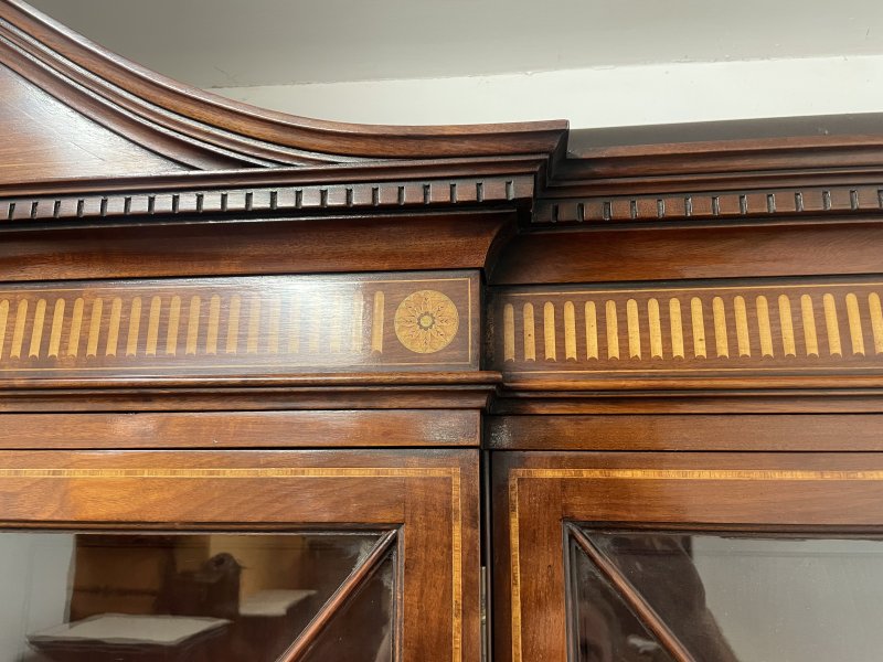 19th century Inlaid Mahogany Breakfront Bookcase