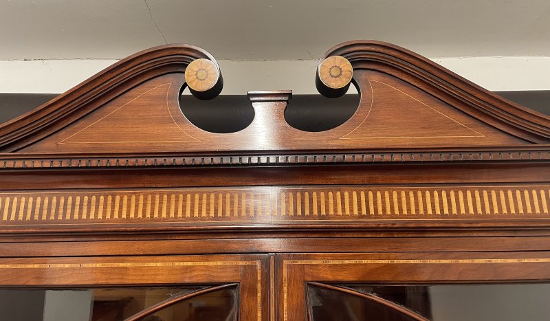 19th century Inlaid Mahogany Breakfront Bookcase