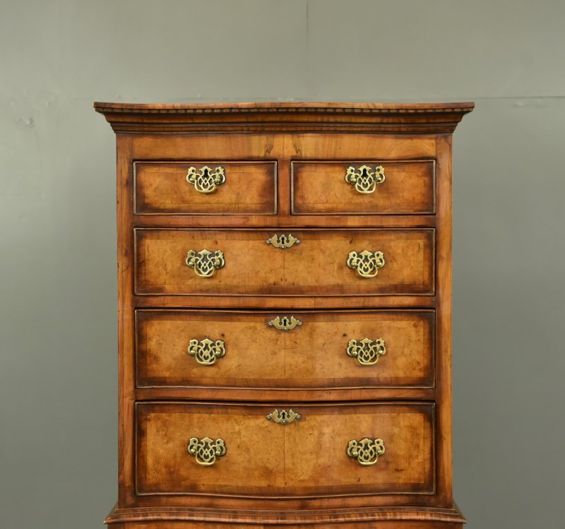 Queen Anne Serpentine Walnut Chest On Chest Tall Boy