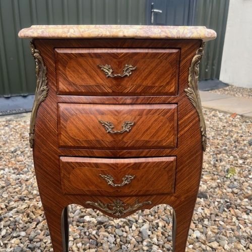 A Superior Quality Pair Of French Kingwood Bedside Chests