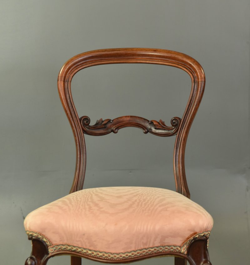 Set Of Six Victorian Rosewood Dining Chairs