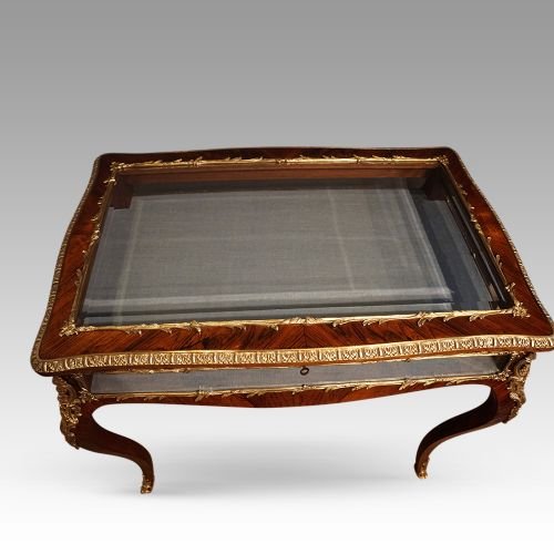 Large 19thc Rosewood Curio Cabinet