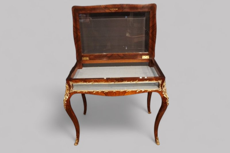 Large 19thc Rosewood Curio Cabinet