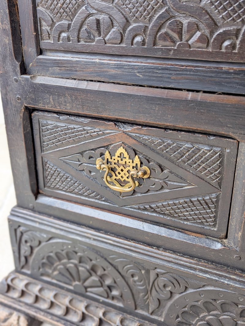 Antique Late 17th Century Carved Oak Mule Chest c.1680