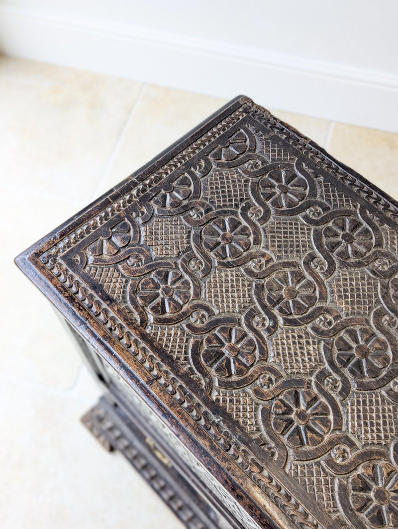Antique Late 17th Century Carved Oak Mule Chest c.1680