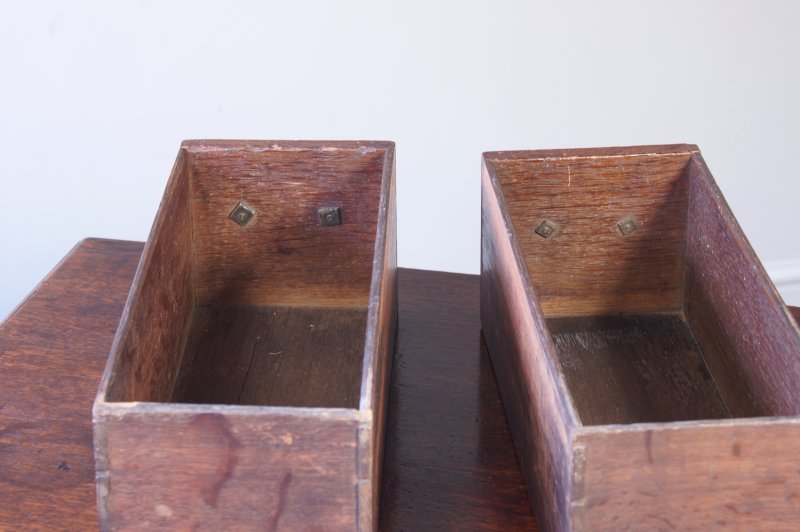 Mid 18th Century Oak Lowboy / Side Table