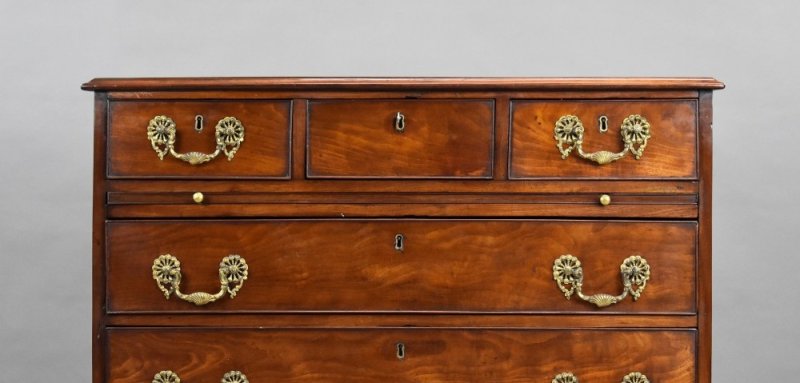 George III Mahogany Chest Of Drawers