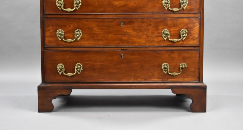 George III Mahogany Chest Of Drawers