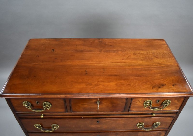 George III Mahogany Chest Of Drawers