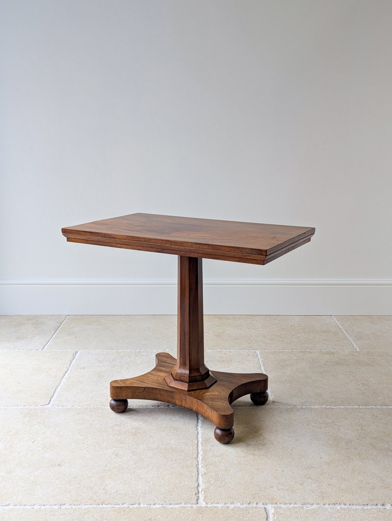 Antique Mid Victorian Mahogany Pedestal Side Table c.1860
