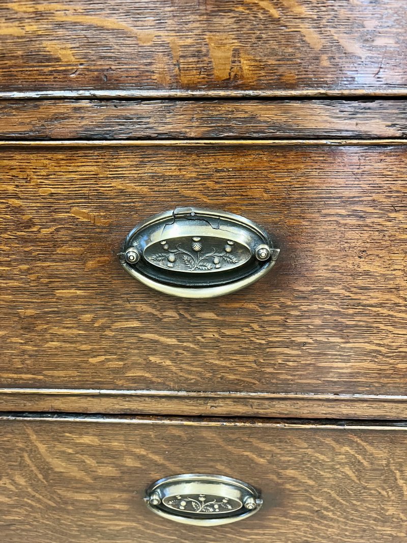 18th century oak chest of drawers