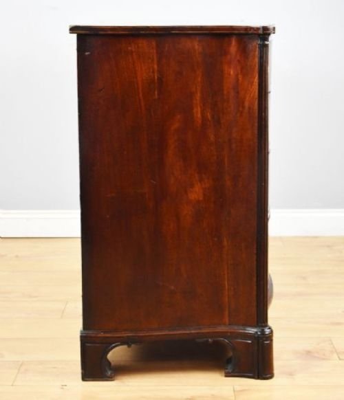 18th Century Mahogany Serpentine Chest Of Drawers