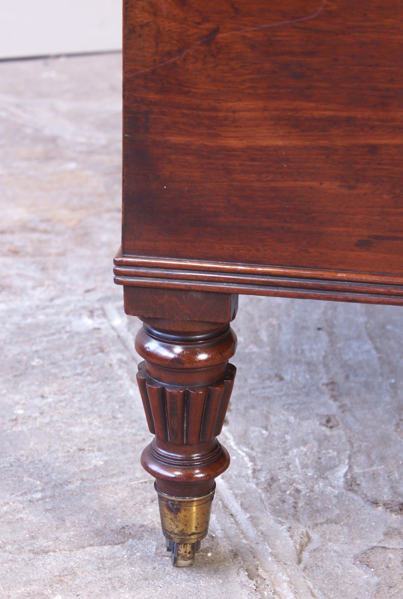 Early 19th Century Regency Mahogany Wine Cooler Cellarette. - Image 4