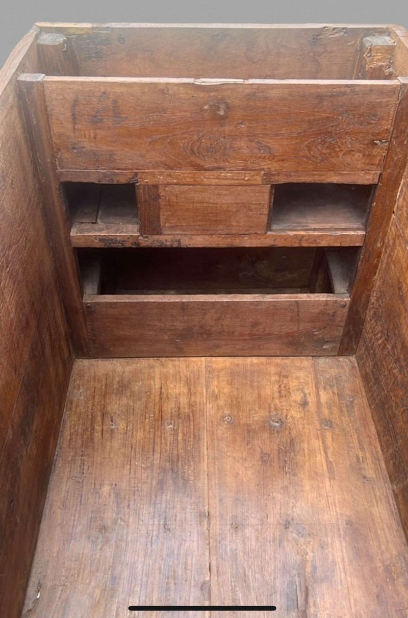 A Good Sized Antique Oak Silver/Campaign Chest