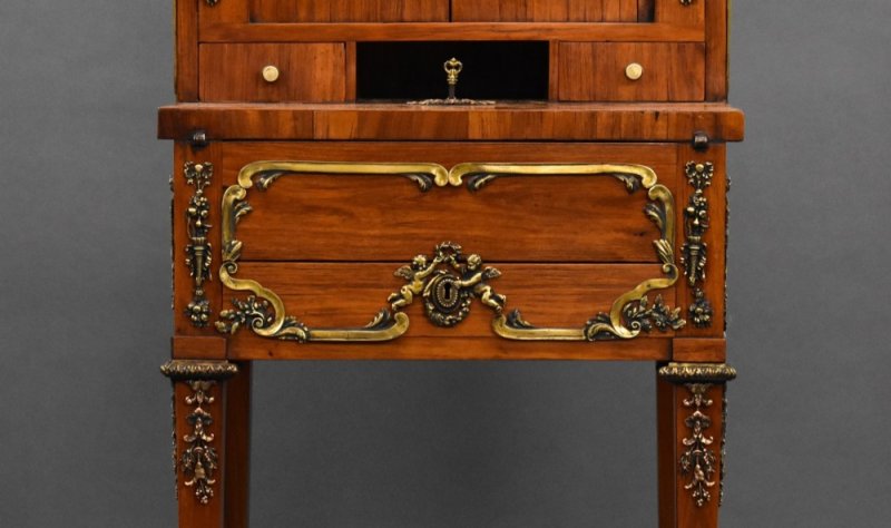 19th Century French Satinwood Bonheur Du Jour With Ormolu Mounts