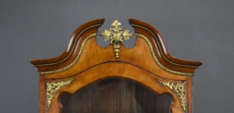 19th Century French Walnut Bonheur Du Jour