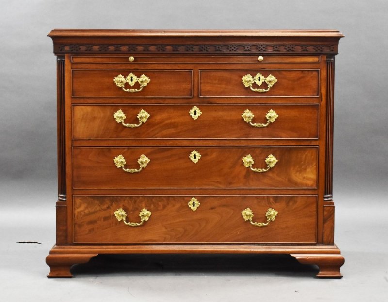 George III Mahogany Chest Of Drawers