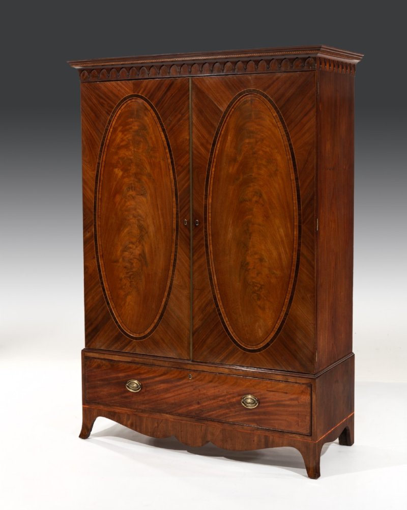 Hepplewhite 18th Century Clothes Press