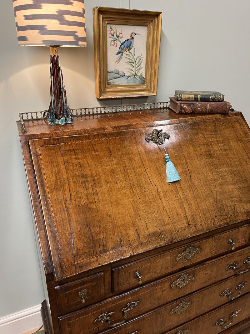 Georgian walnut bureau