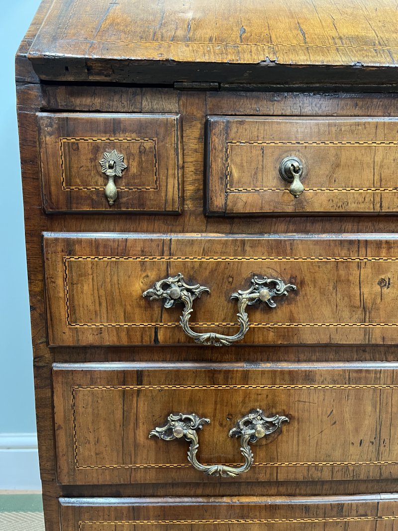 Georgian walnut bureau
