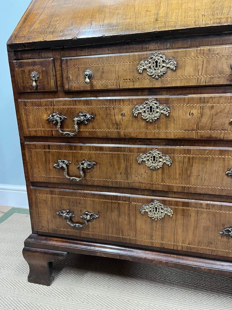 Georgian walnut bureau