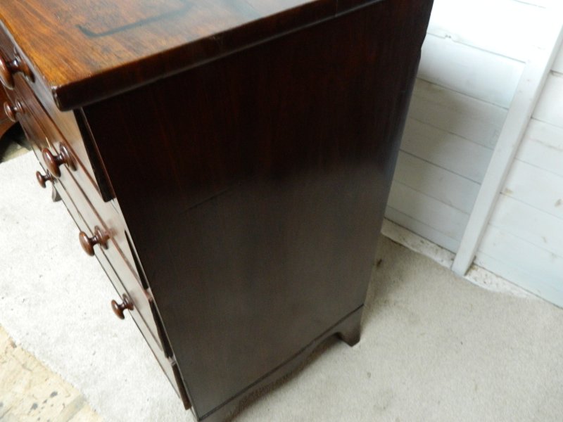 Victorian Mahogany Chest of Drawers