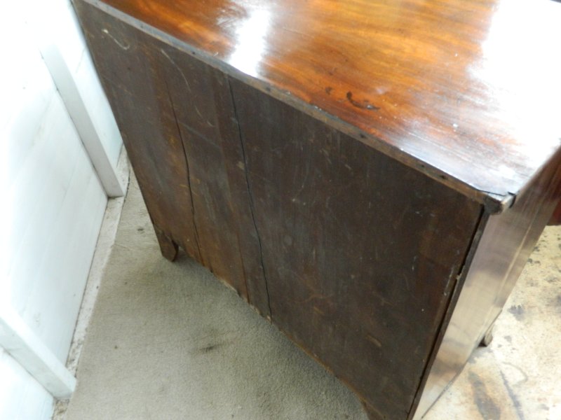 Victorian Mahogany Chest of Drawers