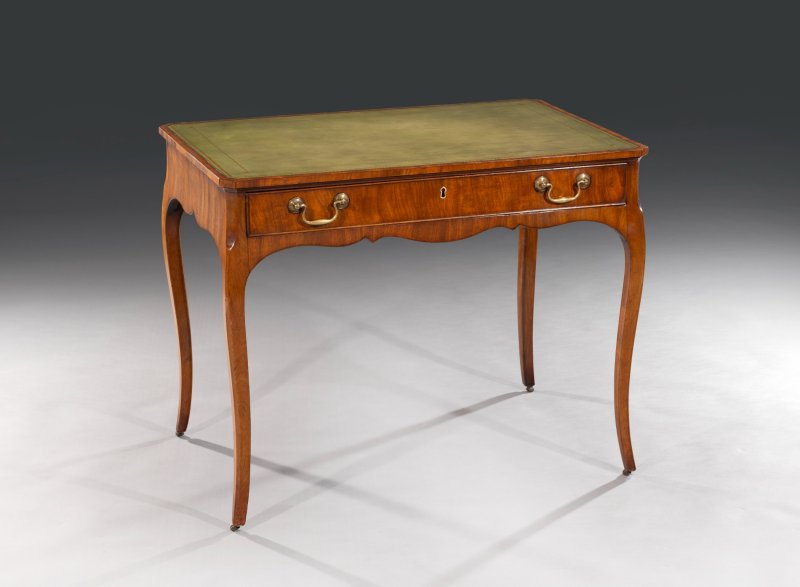 Hepplewhite Period Mahogany Writing Table