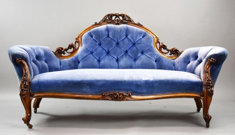 Victorian Walnut Double Ended Sofa