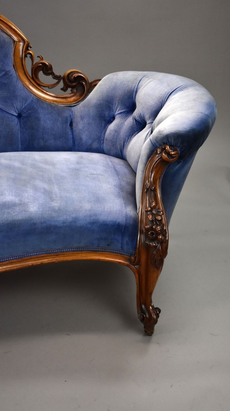 Victorian Walnut Double Ended Sofa