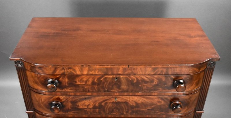 Victorian Flame Mahogany Chest Of Drawers